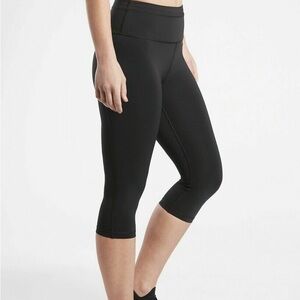 Athleta Accelerate High Rise Crop Leggings